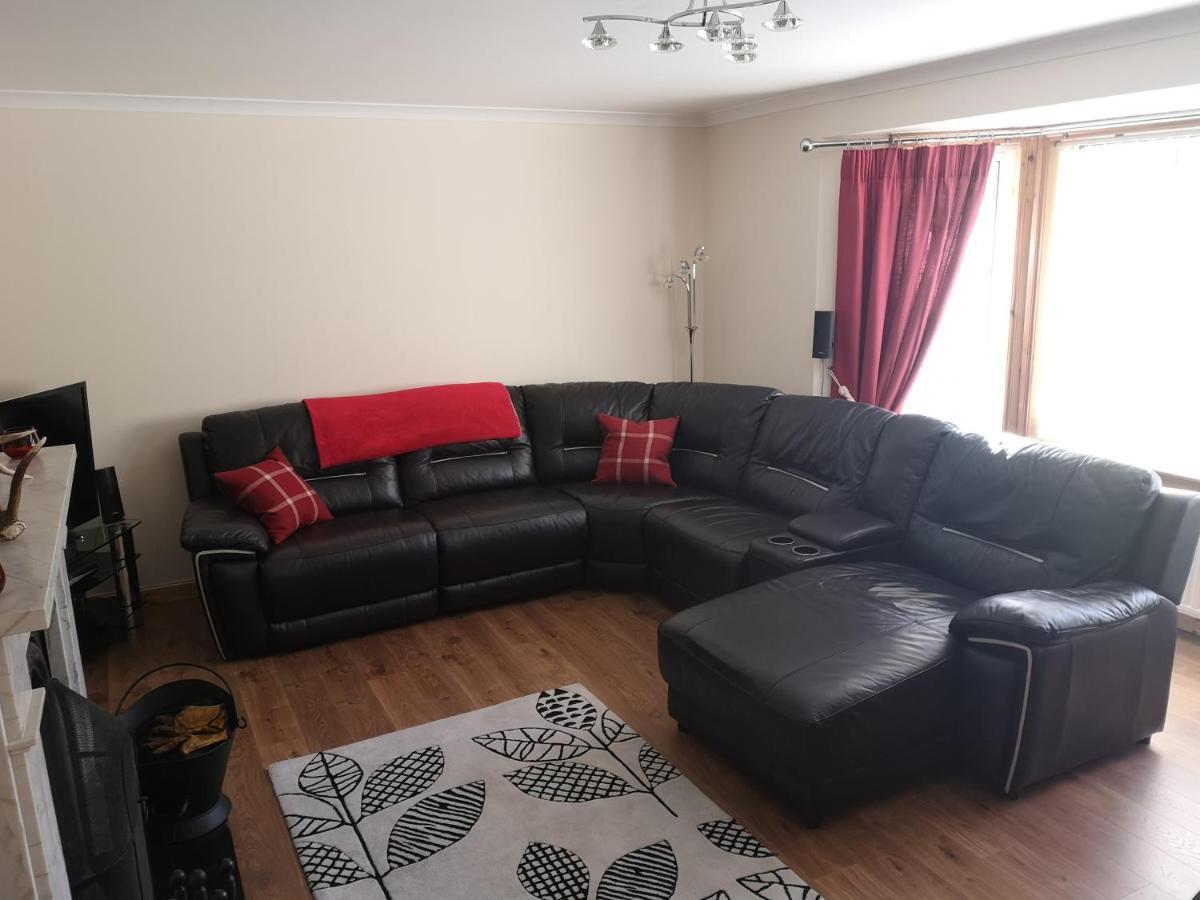 Large Private 3 Bed Bungalow Villa Stornoway  Exterior photo